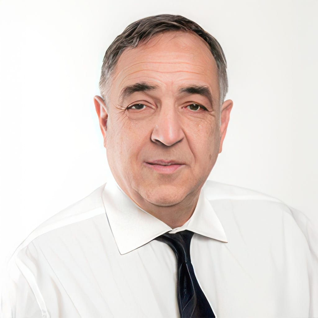 Dr Nick Saad