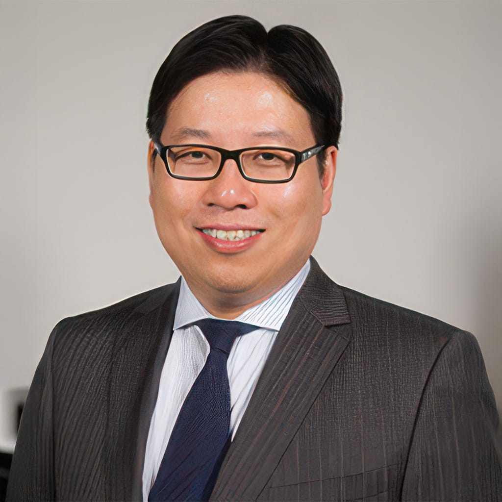 Dr Season Yeung